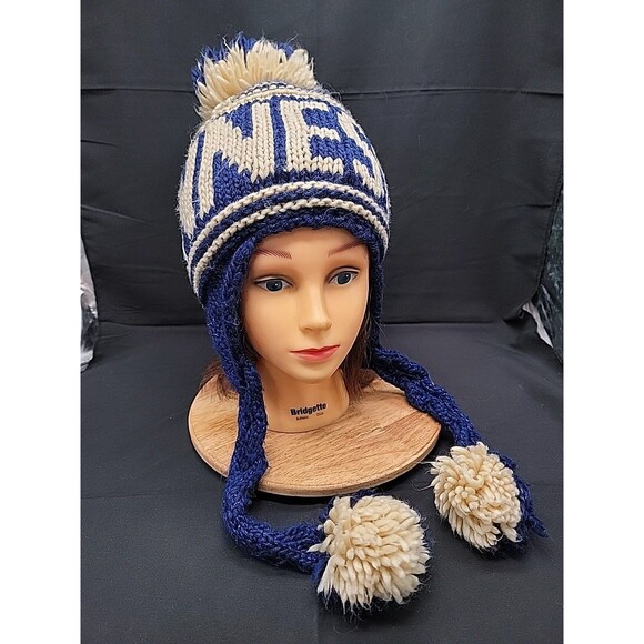 Robin Ruth Knit Womens Minnesota Beanie Hat - Picture 1 of 7